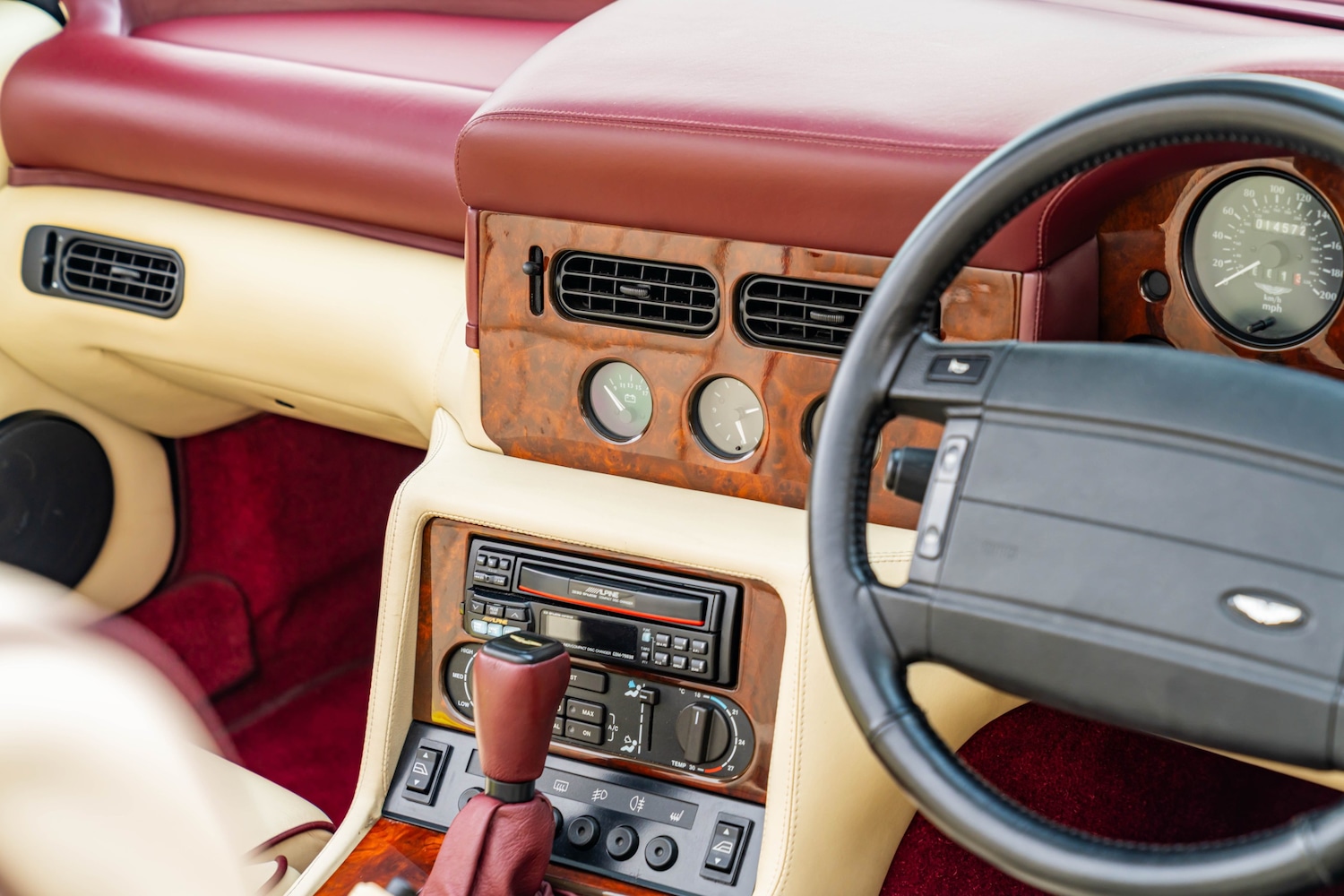 Used Aston Martin Virage 1996 for sale - 78011902: Photo 24