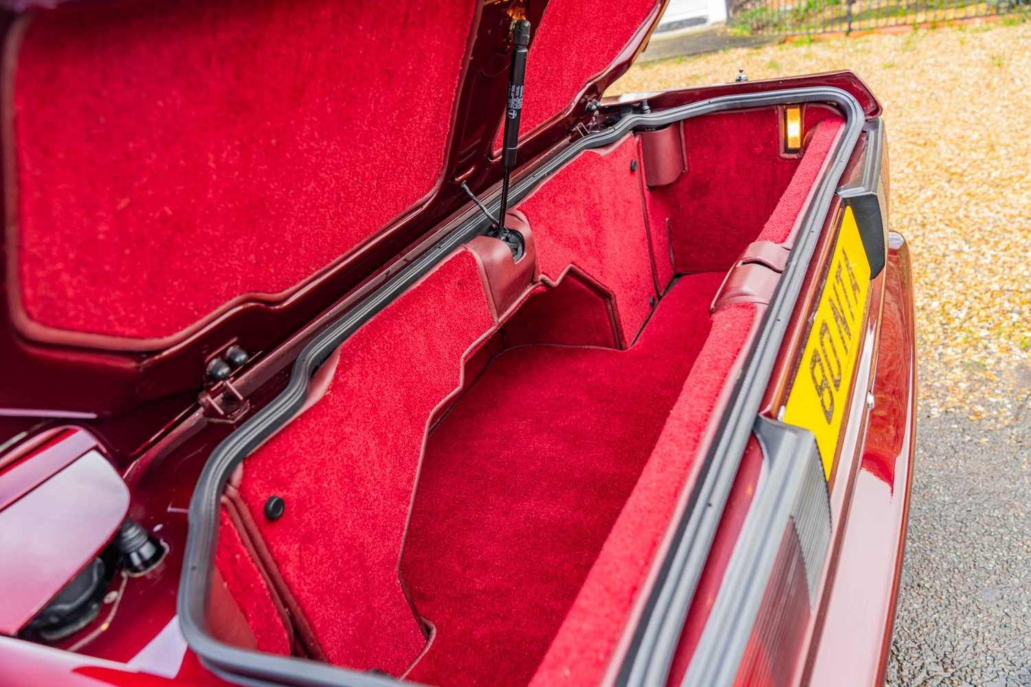 Used Aston Martin Virage 1996 for sale - 78011902: Photo 33