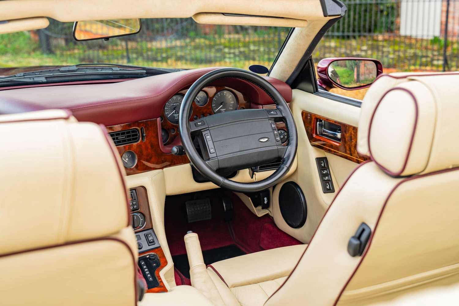 Used Aston Martin Virage 1996 for sale - 78011902: Photo 34