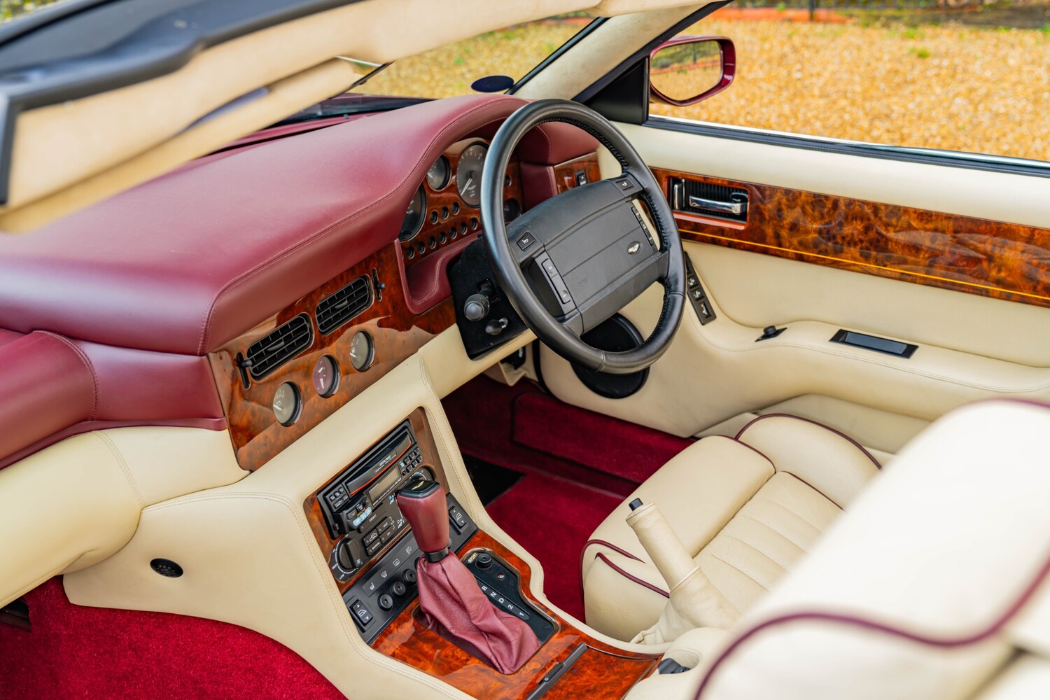 Used Aston Martin Virage 1996 for sale - 78011902: Photo 36