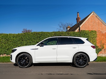 Used Volkswagen Touareg 2023 for sale - 78084006: Photo