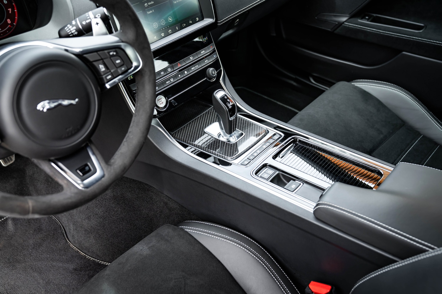 Used Jaguar XE 2019 for sale - 78182623: Photo 52