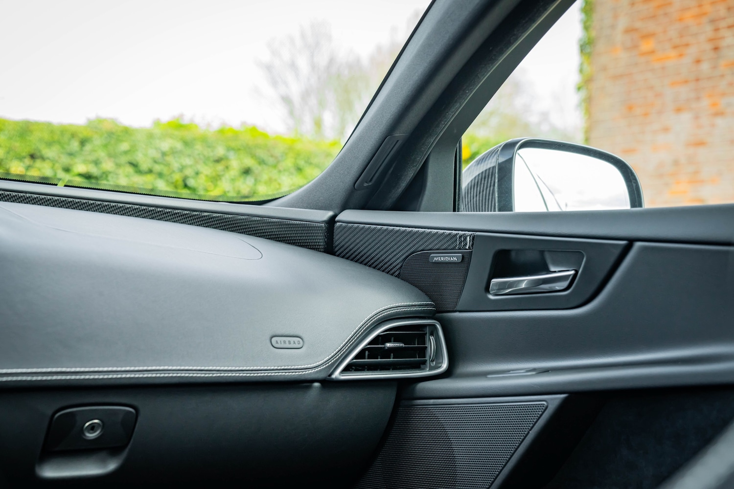 Used Jaguar XE 2019 for sale - 78182623: Photo 60