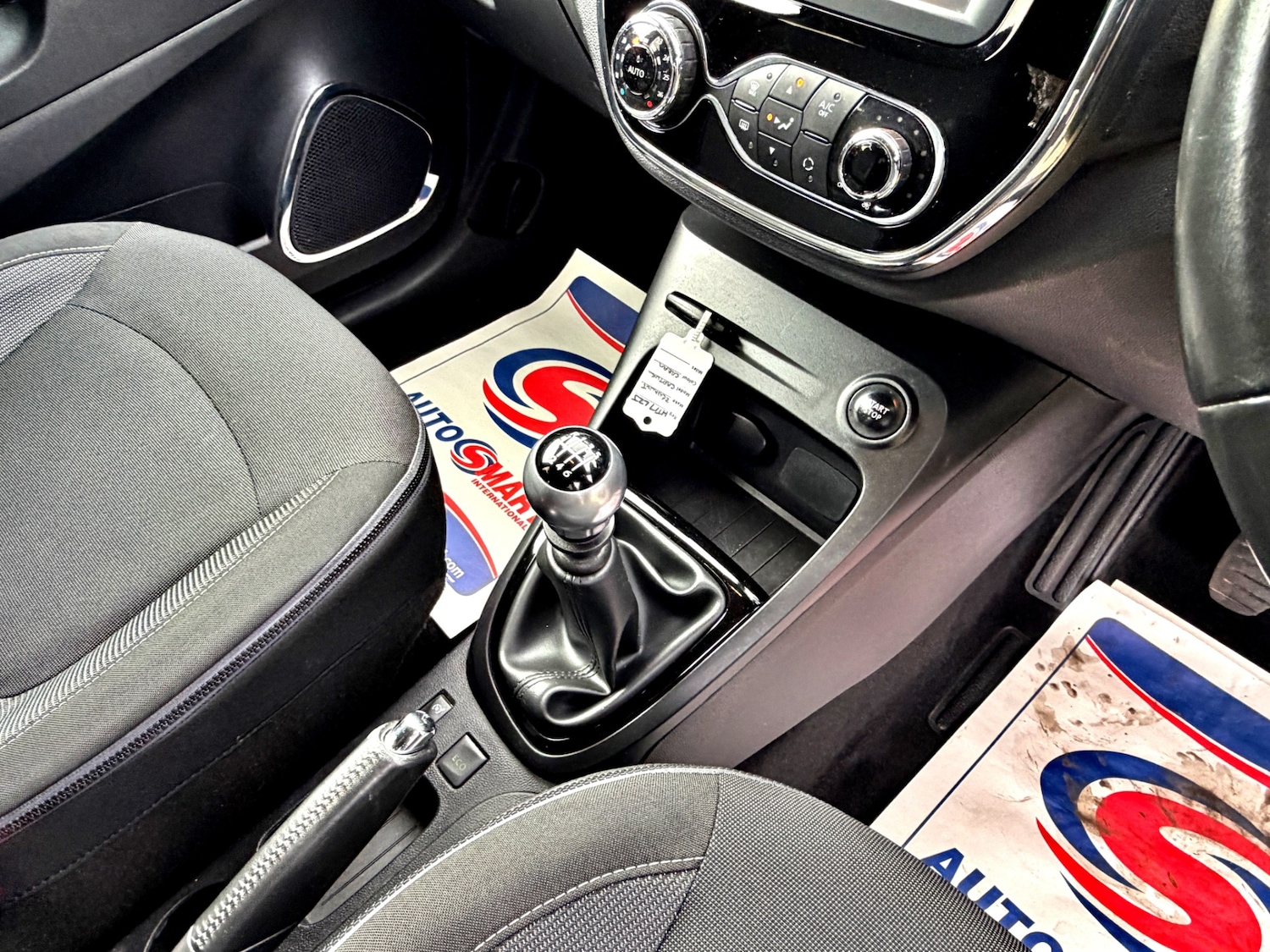 Used Renault Captur 2017 for sale - 76919414: Photo 12