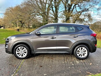 Used Hyundai TUCSON 2017 for sale - 76832232: Photo