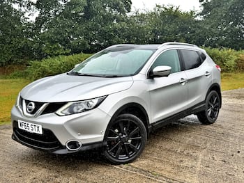Used Nissan Qashqai 2015 for sale - 79705752: Photo