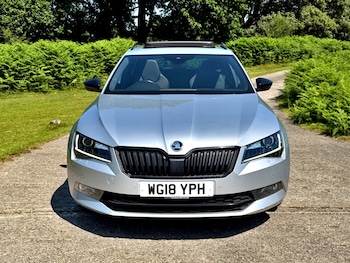 Used Skoda Superb 2018 for sale - 79165673: Photo