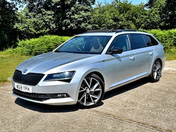 Used Skoda Superb 2018 for sale - 79165673: Photo