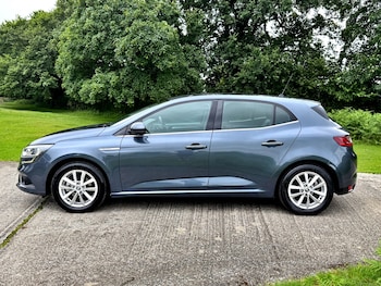 Used Renault Megane 2016 for sale - 78953209: Photo