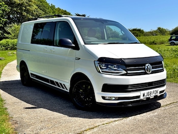 Used Volkswagen Transporter 2018 for sale - 78882379: Photo