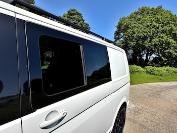 Used Volkswagen Transporter 2018 for sale - 78882379: Photo