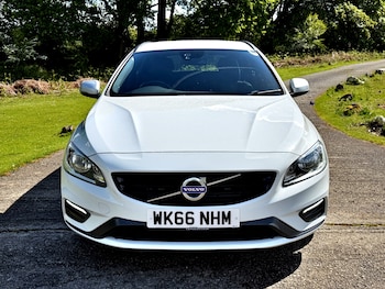 Used Volvo V60 2016 for sale - 78593328: Photo
