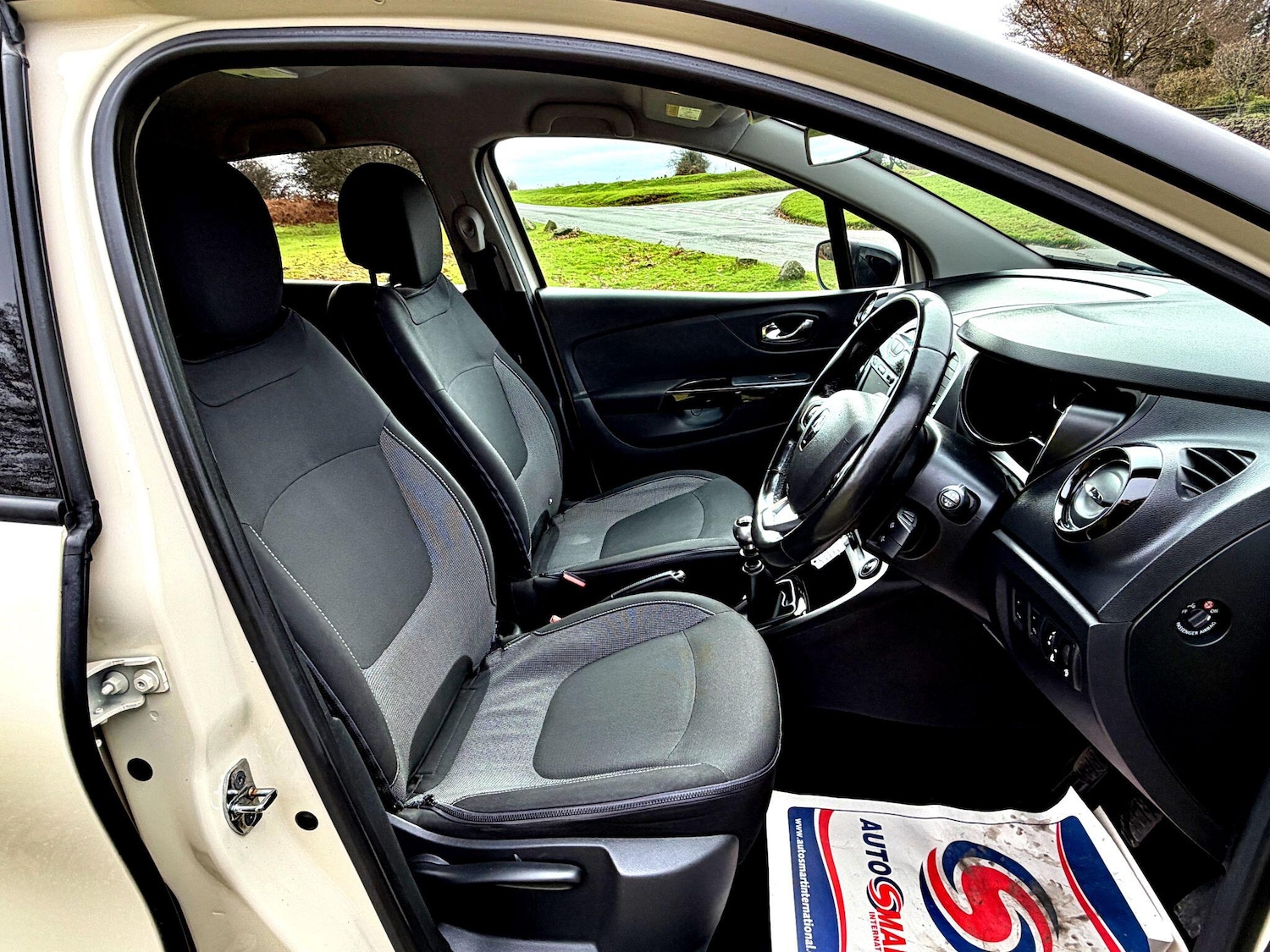 Used Renault Captur 2017 for sale - 76832834: Photo 12