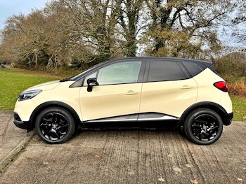 Used Renault Captur 2017 for sale - 76832834: Photo