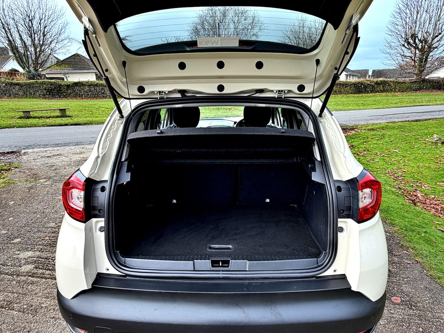 Used Renault Captur 2017 for sale - 76832834: Photo 7