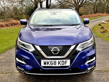 Used Nissan Qashqai 2018 for sale - 77619140: Photo