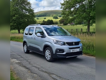 Peugeot Rifter feature image