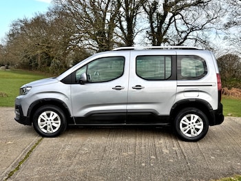 Used Peugeot Rifter 2019 for sale - 77760262: Photo