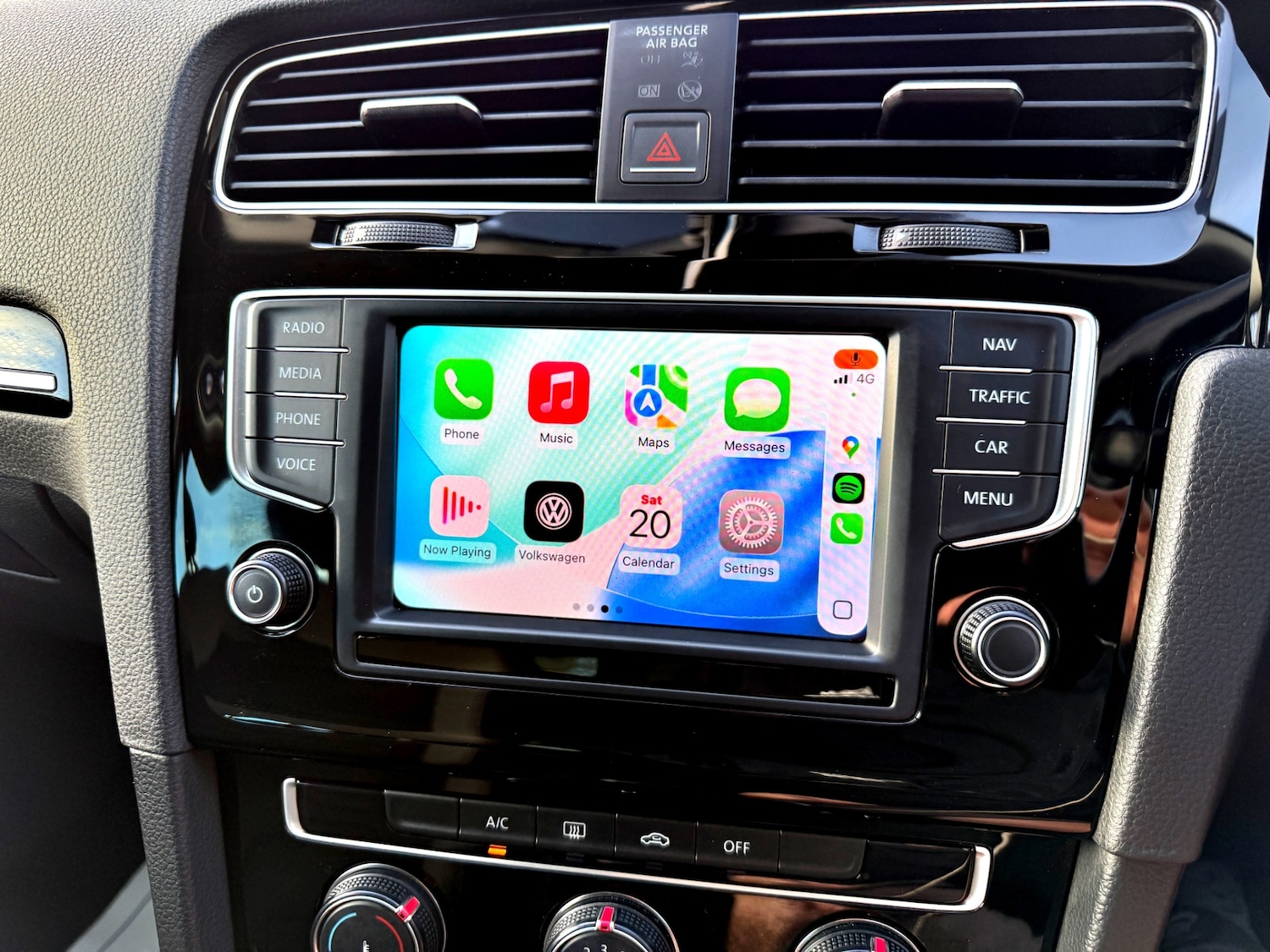 Used Volkswagen Golf 2017 for sale - 77012297: Photo 22