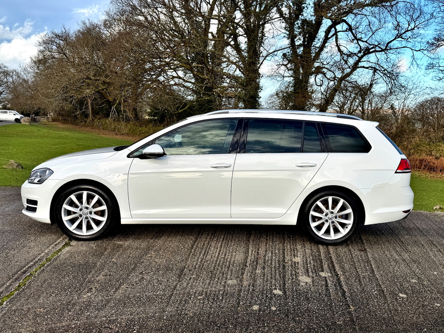 Used Volkswagen Golf 2017 for sale - 77012297: Photo 4