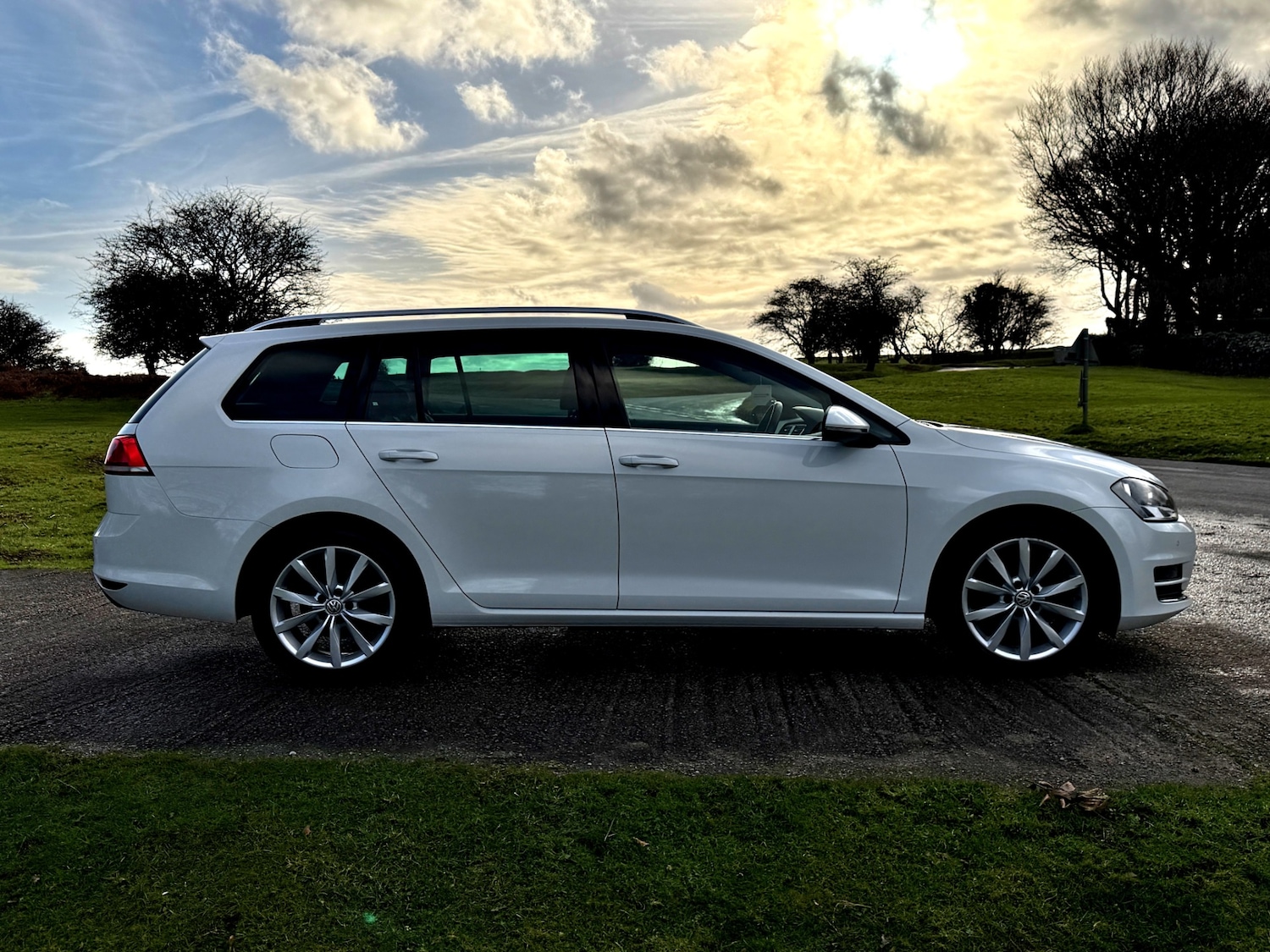 Used Volkswagen Golf 2017 for sale - 77012297: Photo 9