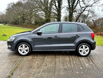 Used Volkswagen Polo 2017 for sale - 77196651: Photo