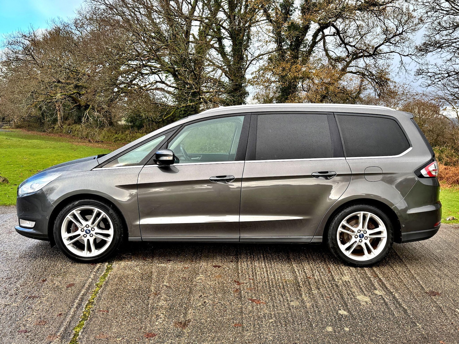 Used Ford Galaxy 2016 for sale - 76832587: Photo 4