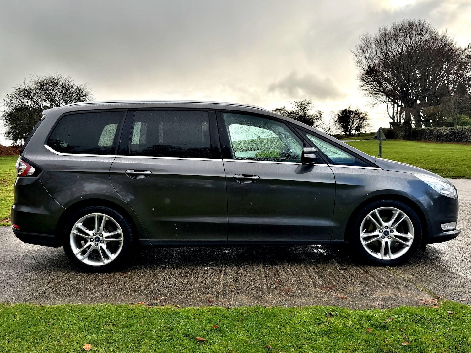 Used Ford Galaxy 2016 for sale - 76832587: Photo 9