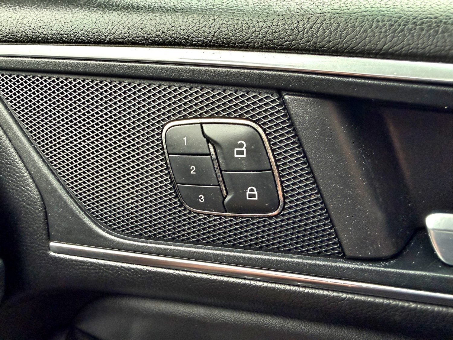 Used Ford Galaxy 2016 for sale - 77691148: Photo 24