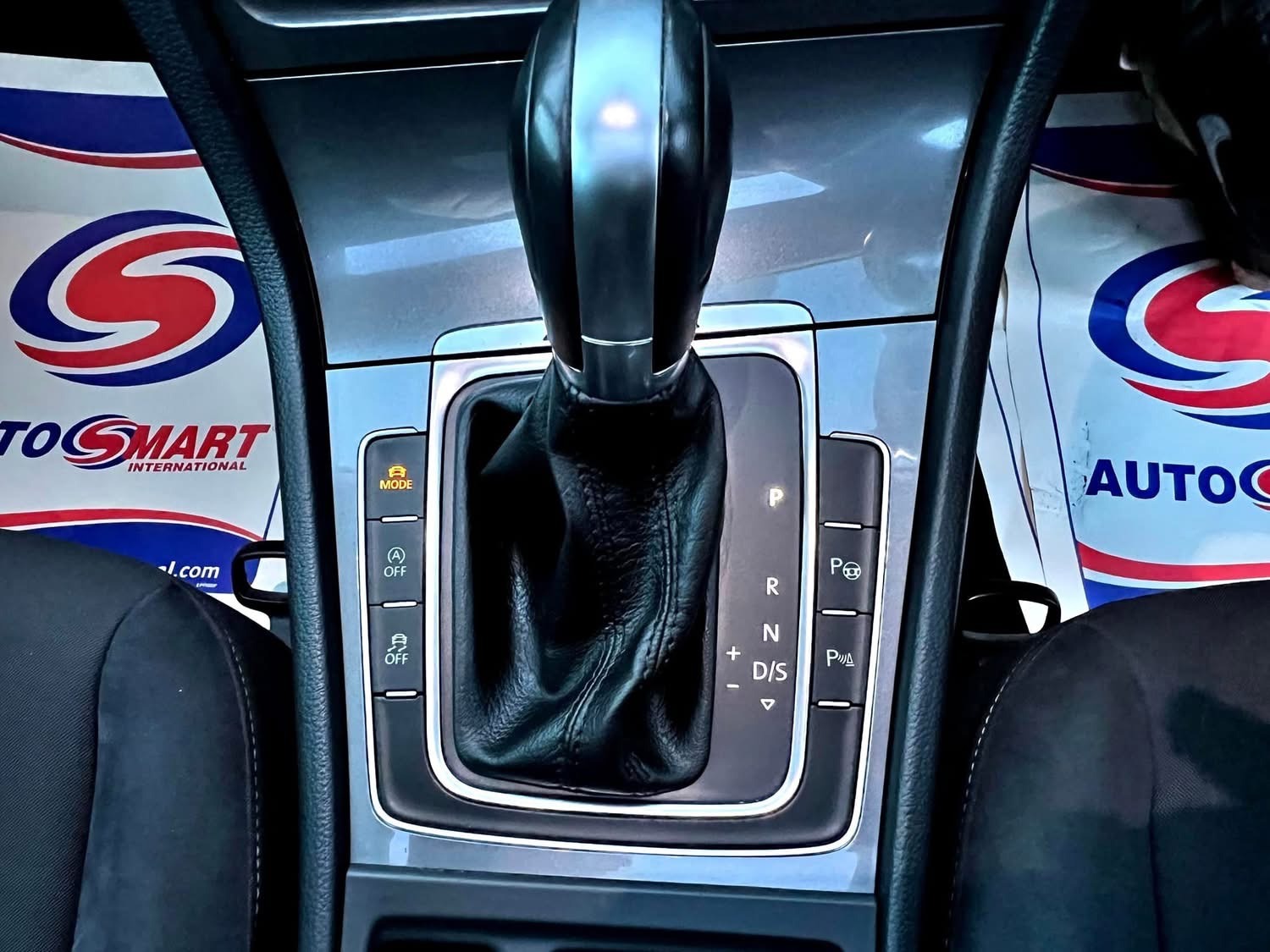 Used Volkswagen Golf 2016 for sale - 76979600: Photo 24