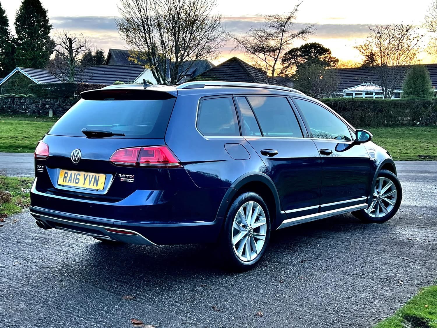 Used Volkswagen Golf 2016 for sale - 76979600: Photo 8