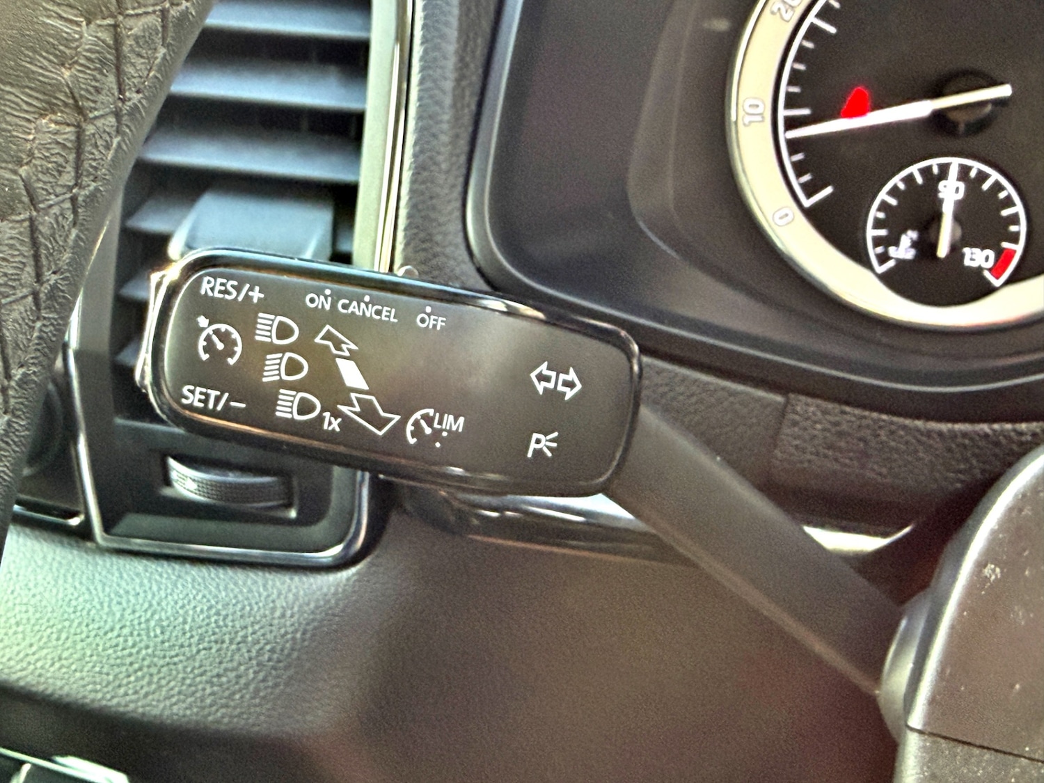 Used Skoda Karoq 2018 for sale - 77085203: Photo 19