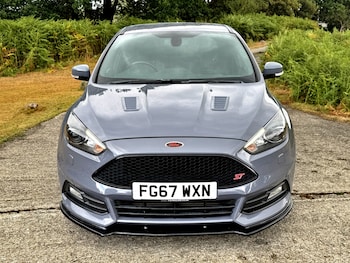 Used Ford Focus 2017 for sale - 79579859: Photo