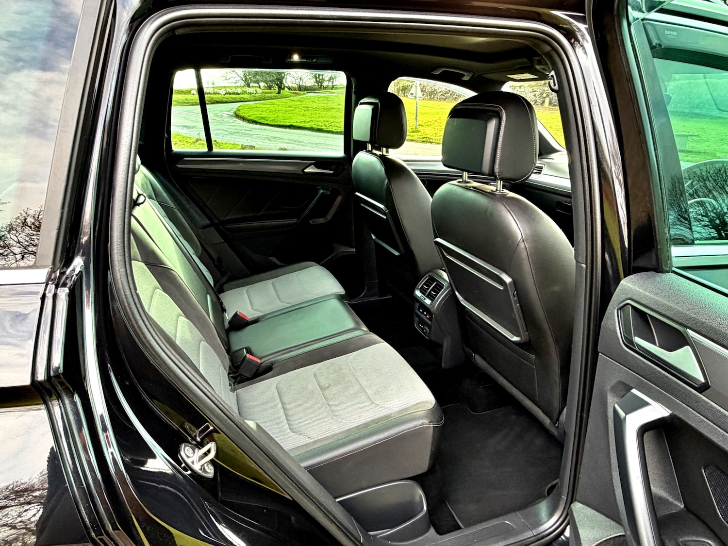 Used Volkswagen Tiguan 2019 for sale - 77148266: Photo 15