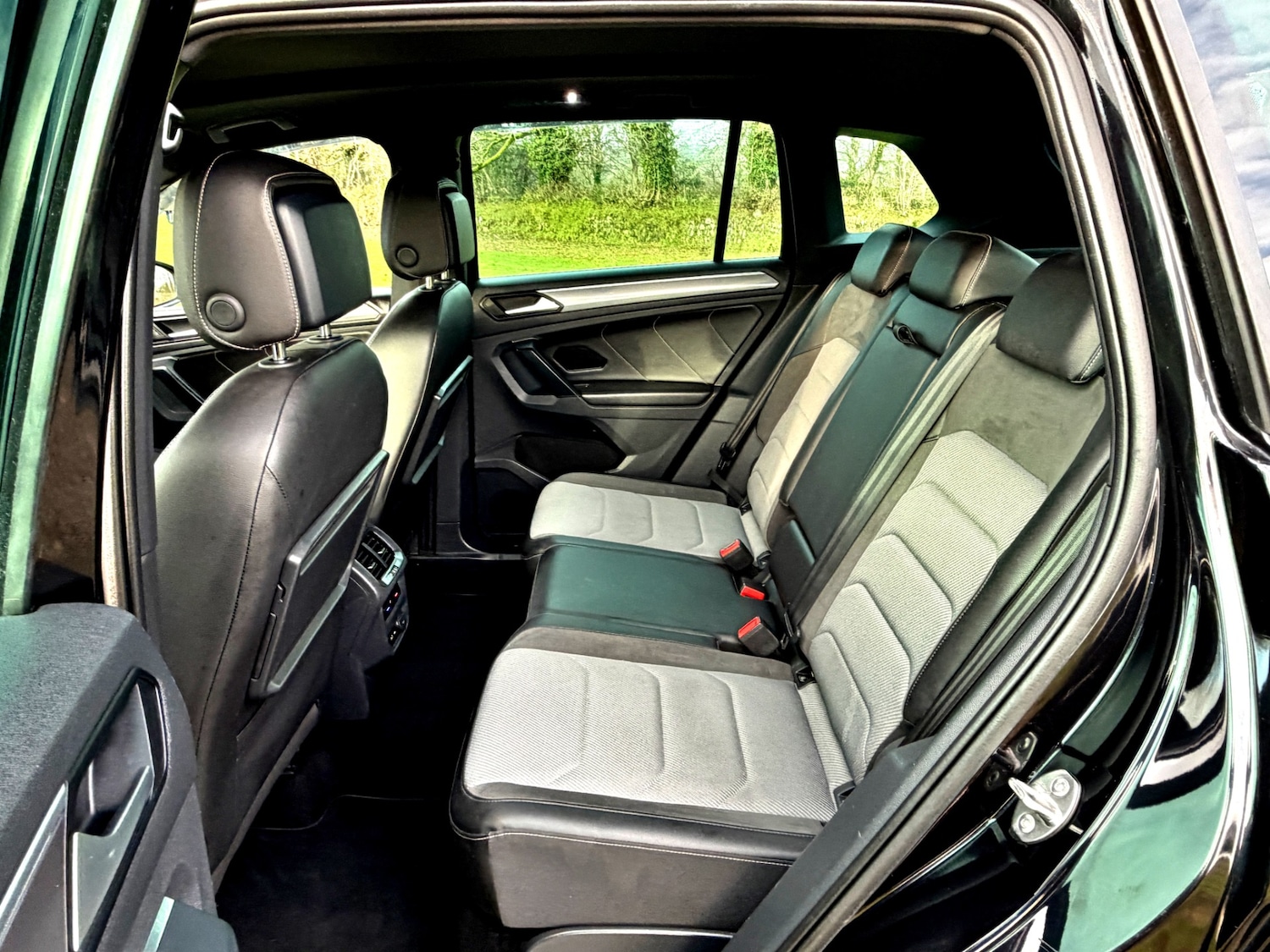 Used Volkswagen Tiguan 2019 for sale - 77148266: Photo 17