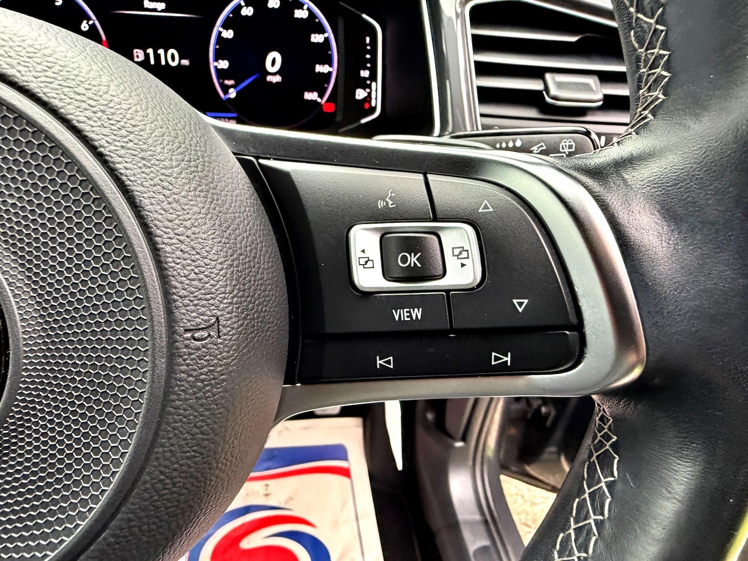 Used Volkswagen T-Roc 2021 for sale - 76832846: Photo 19