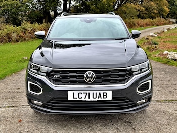 Used Volkswagen T-Roc 2021 for sale - 76832846: Photo