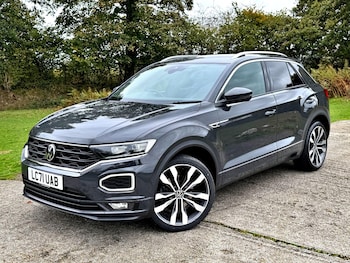 Used Volkswagen T-Roc 2021 for sale - 76832846: Photo
