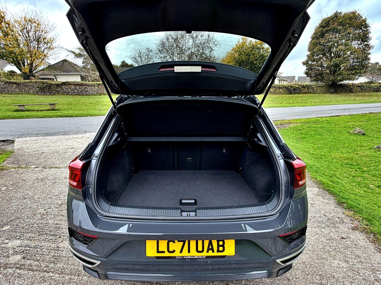 Used Volkswagen T-Roc 2021 for sale - 76832846: Photo 7