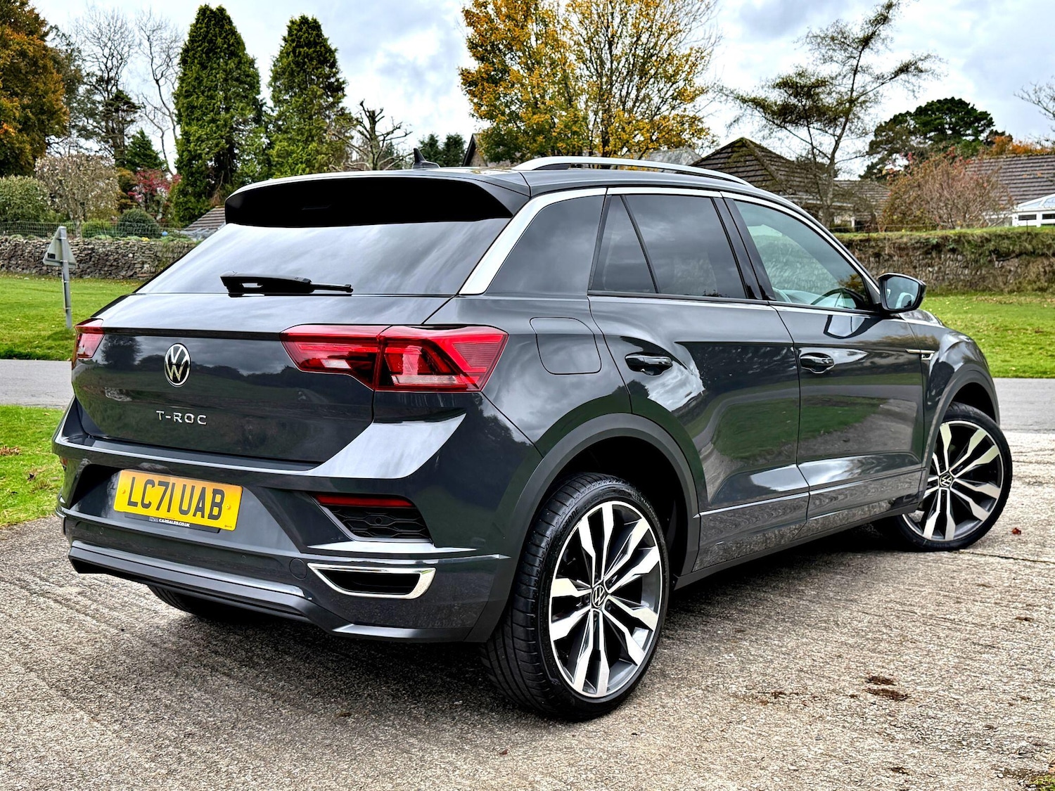Used Volkswagen T-Roc 2021 for sale - 76832846: Photo 8