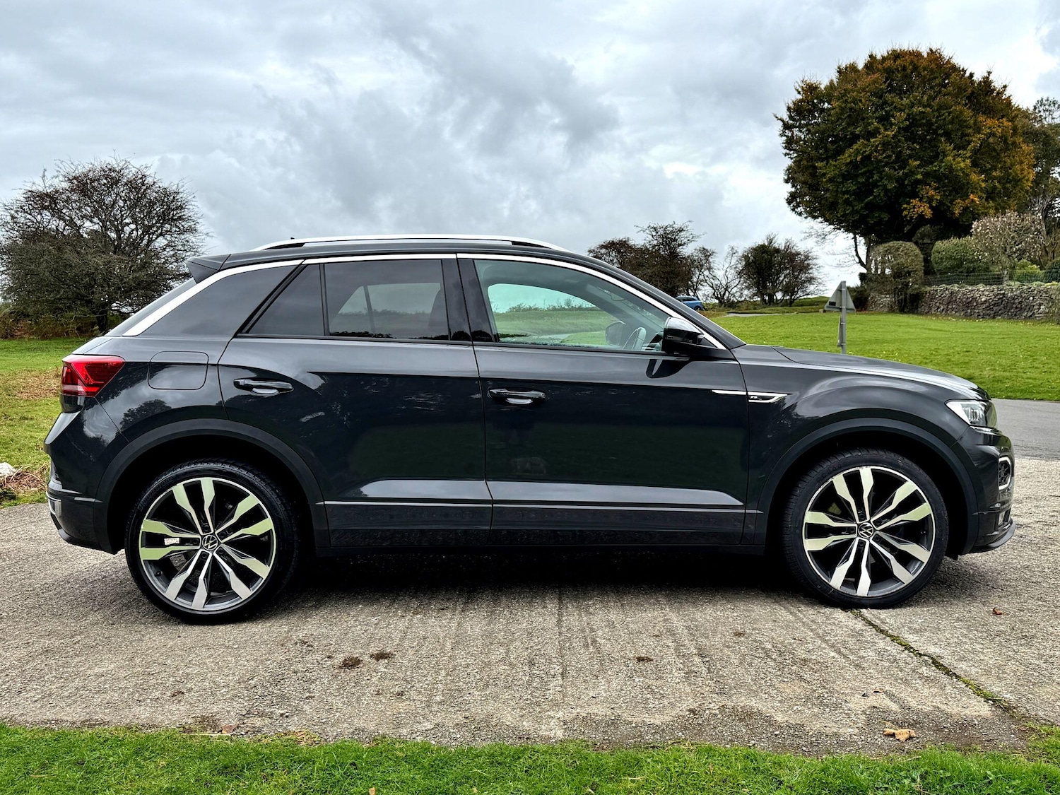 Used Volkswagen T-Roc 2021 for sale - 76832846: Photo 9