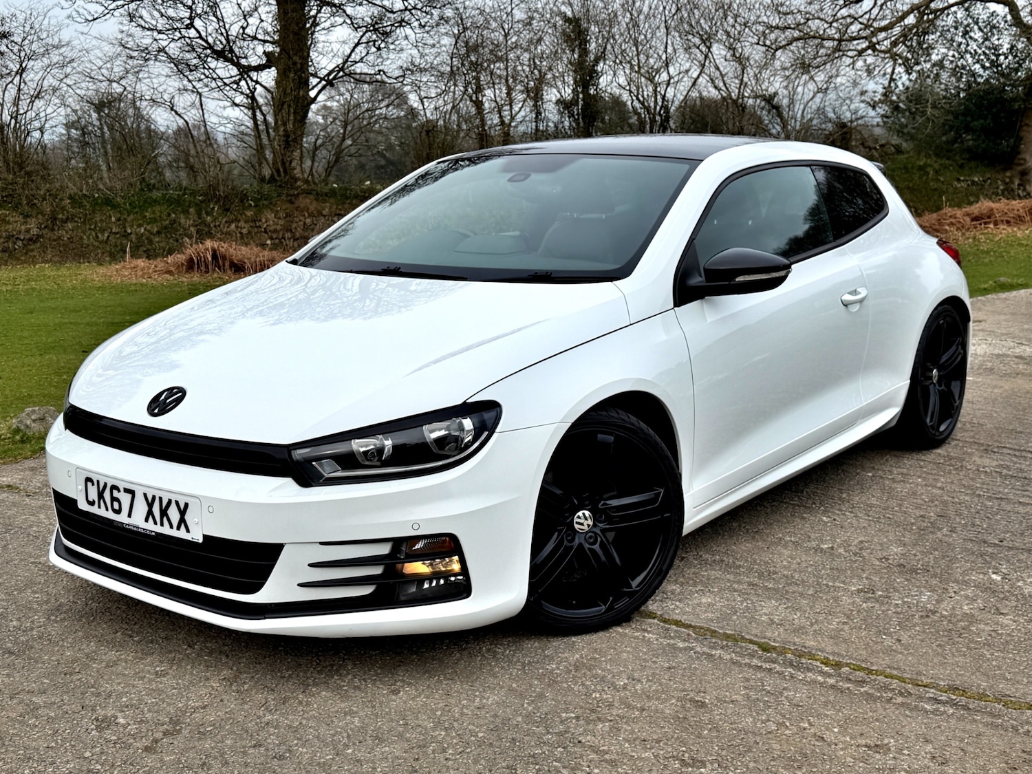 Used Volkswagen Scirocco 2017 for sale - 77988889: Photo 3