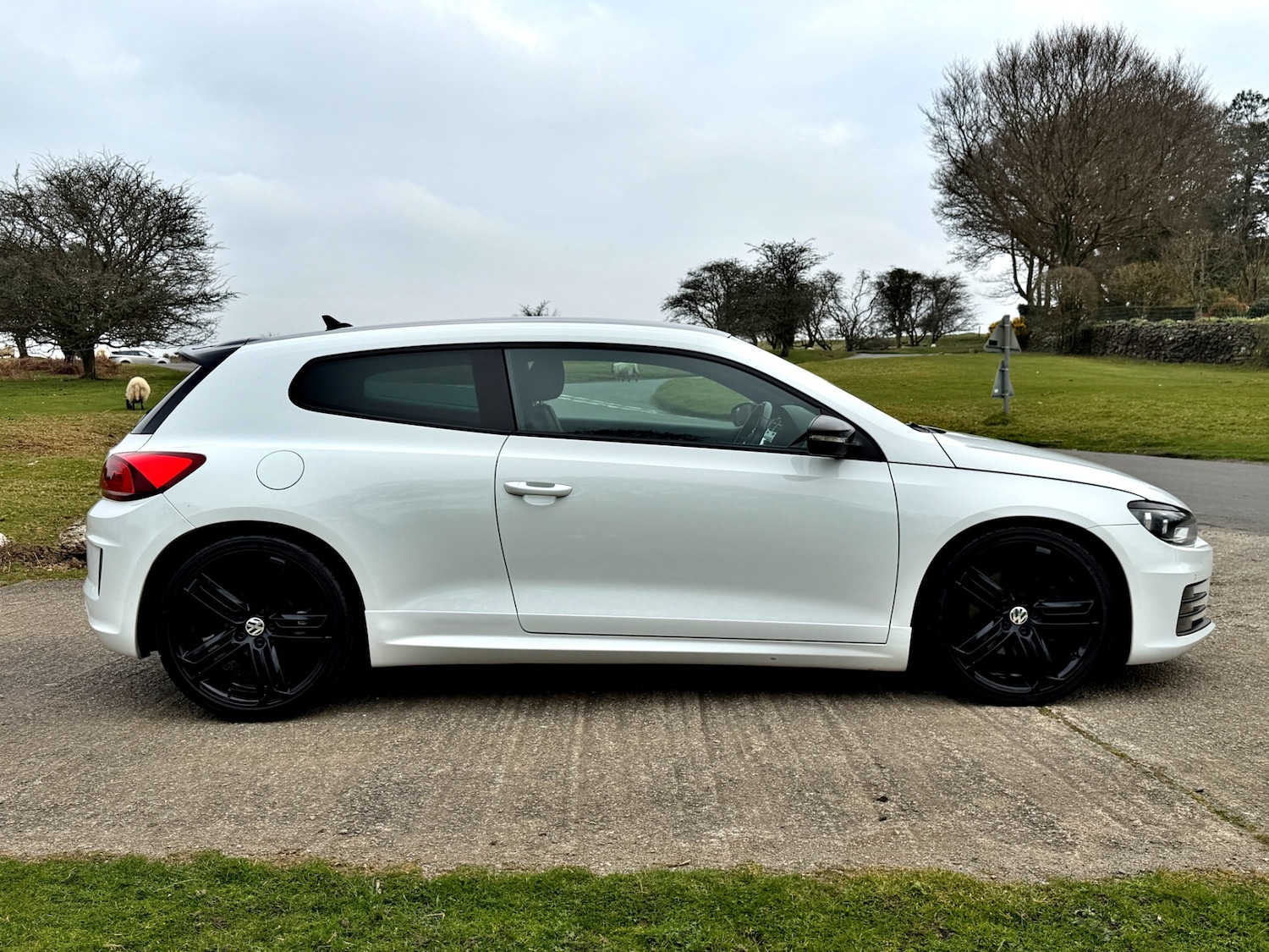 Used Volkswagen Scirocco 2017 for sale - 77988889: Photo 9