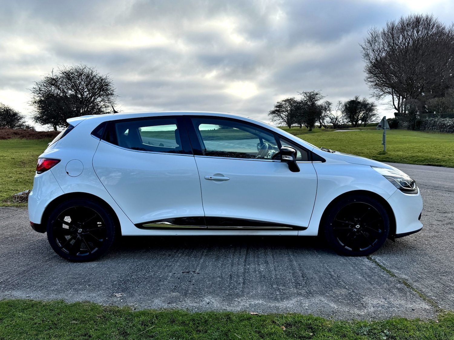 Used Renault Clio 2015 for sale - 77063240: Photo 9