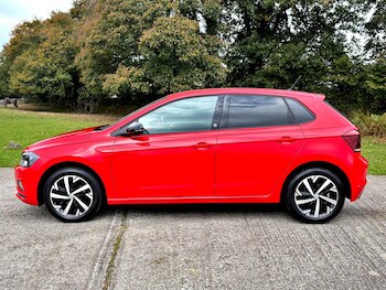 Used Volkswagen Polo 2018 for sale - 76832190: Photo