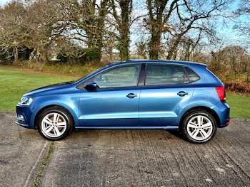 Used Volkswagen Polo 2017 for sale - 76946145: Photo
