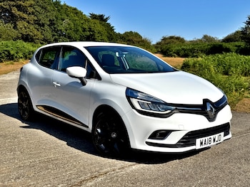 Used Renault Clio 2018 for sale - 79515276: Photo