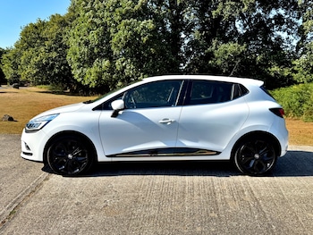 Used Renault Clio 2018 for sale - 79515276: Photo