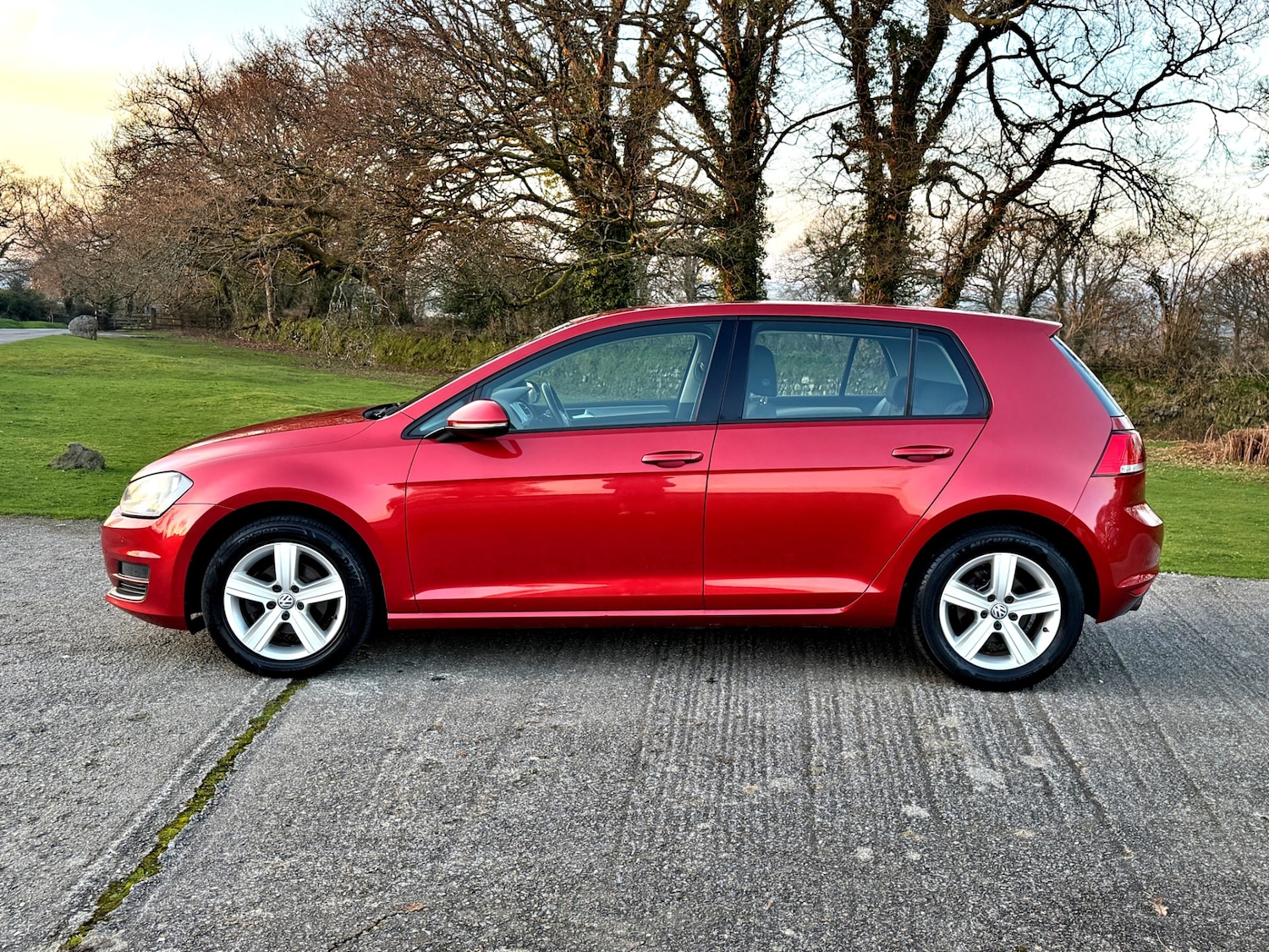 Used Volkswagen Golf 2014 for sale - 77742470: Photo 4