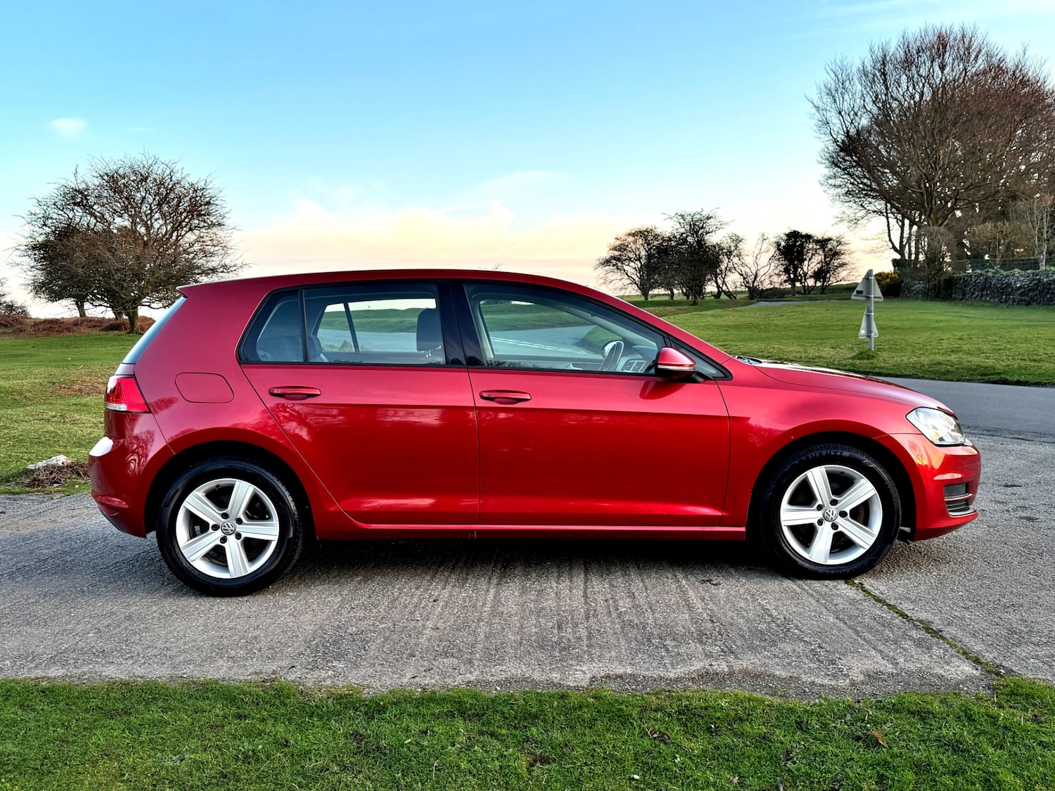 Used Volkswagen Golf 2014 for sale - 77742470: Photo 9